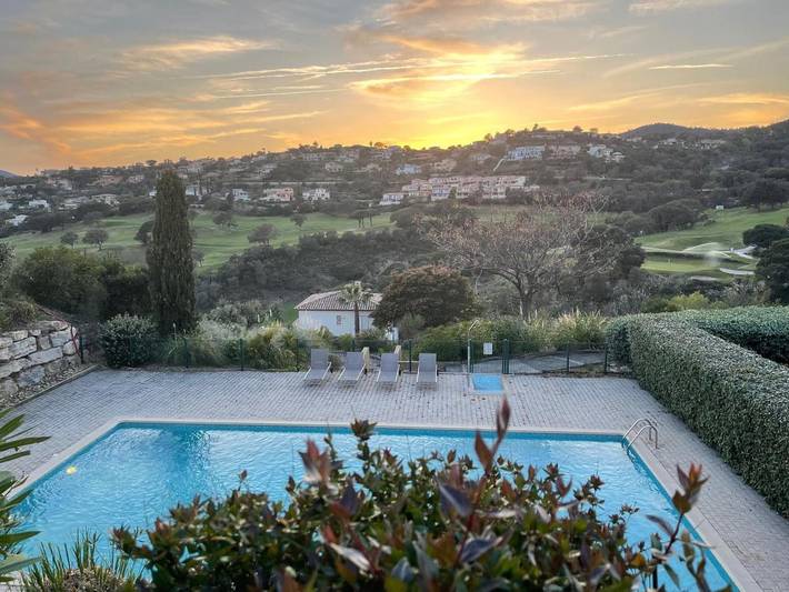 Location de vacances pour 6 personnes, avec jardin et vue ainsi que piscine et bassin pour enfant dans Golf Bluegreen Sainte-Maxime - 3