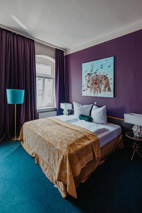 Hotel für 4 Personen, mit Balkon und Terrasse sowie Garten und Pool in Dresden