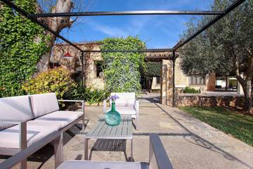 Villa in Pollença, Serra de Tramuntana für 12 