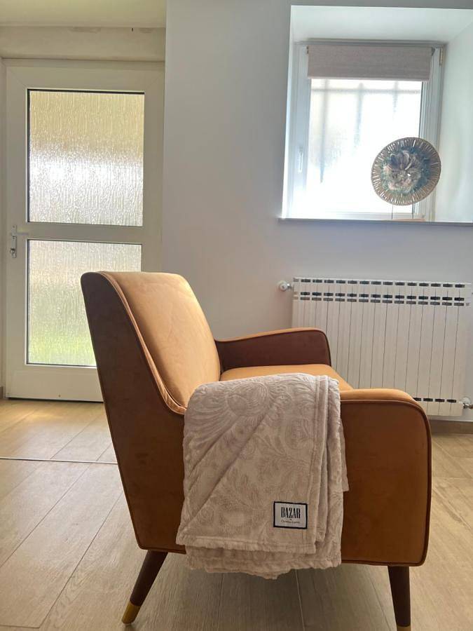 Gîte pour 2 personnes, avec vue et jardin à Audun-le-Tiche - 4