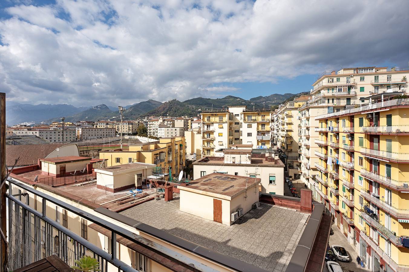 Room 'Confortevole' with Mountain View, Wi-Fi and Air Conditioning in Salerno, Tyrrhenian Coast Campania