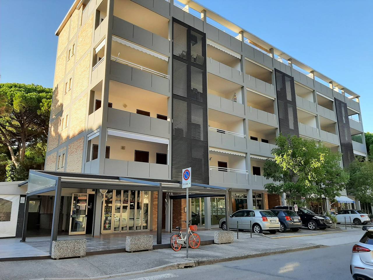 Hel leilighet, Flat with parking near the beach in Lignano Sabbiadoro, Provinsen Udine