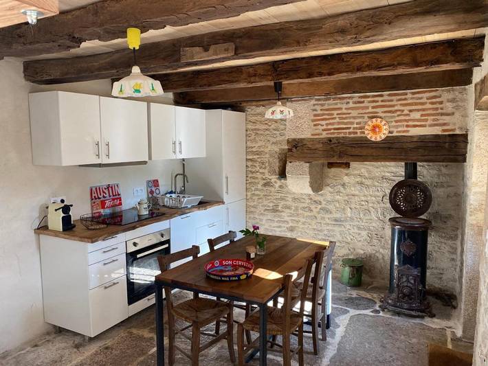 Location de vacances pour 3 personnes, avec vue et jardin à Saint-Cirq-Lapopie - 3