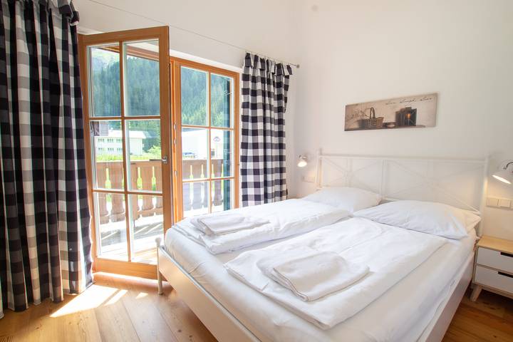 Ferienhaus für 6 Personen, mit Terrasse und Seeblick sowie Garten, mit Haustier in Uttendorf - 2