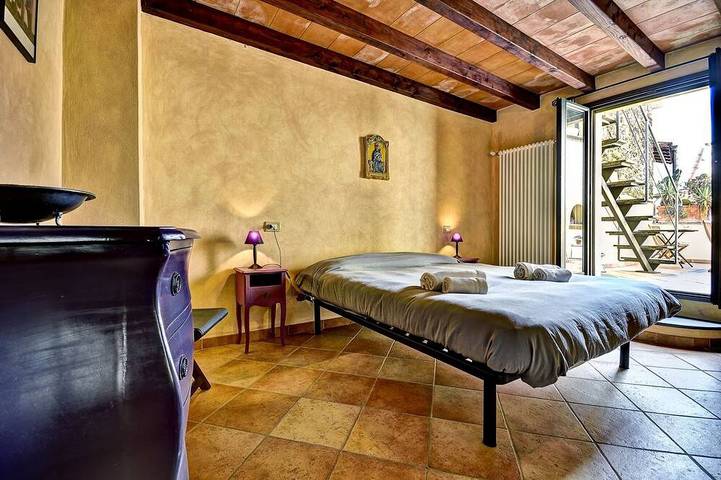 Casa vacanza Cà Du Sciu Megu in borgo medievale in Civezza, Riviera di Ponente