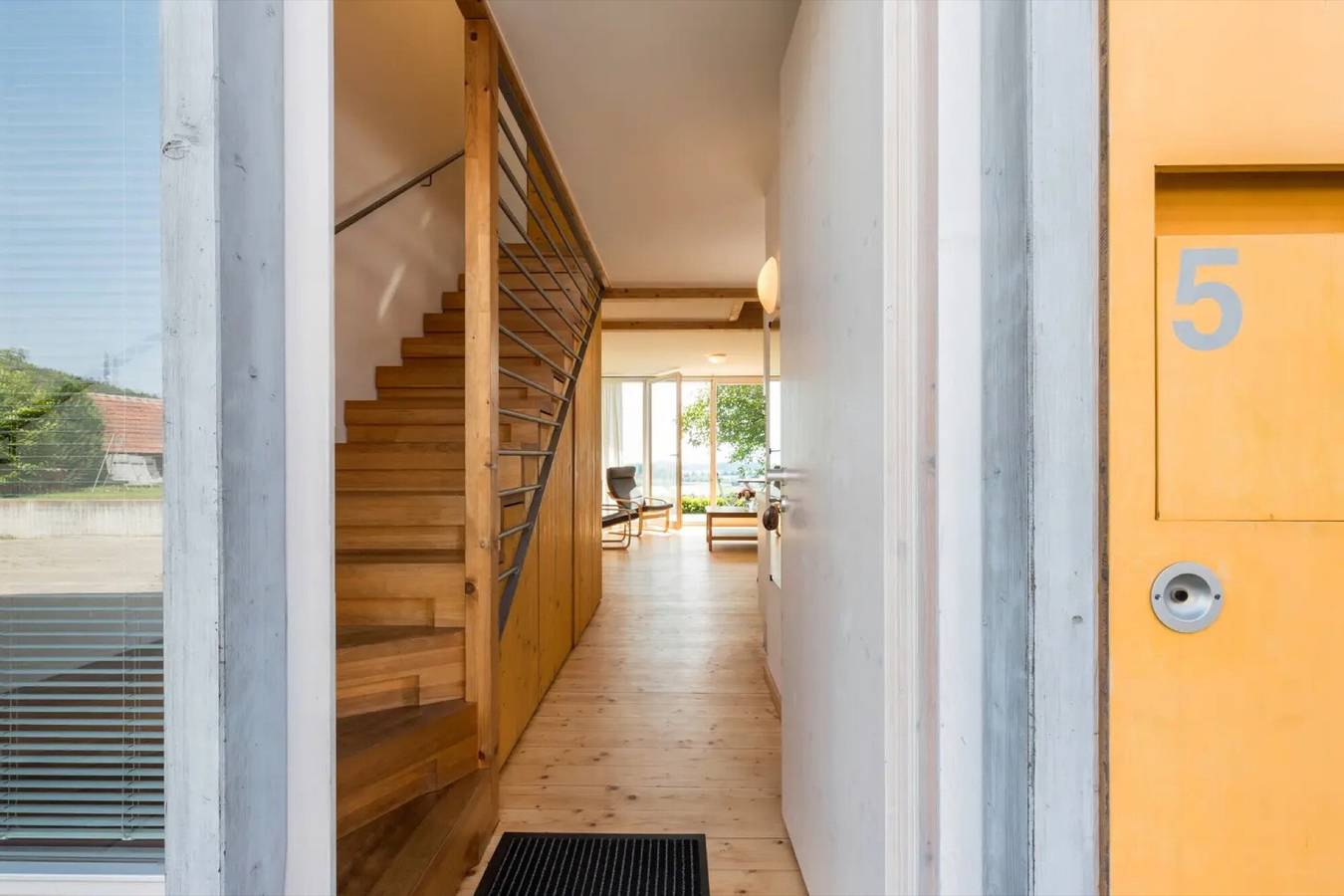 Ganze Wohnung, Ferienwohnung '2' mit Blick auf den See, privater Terrasse und Wi-Fi in Kressbronn am Bodensee, Region Bodensee-Oberschwaben