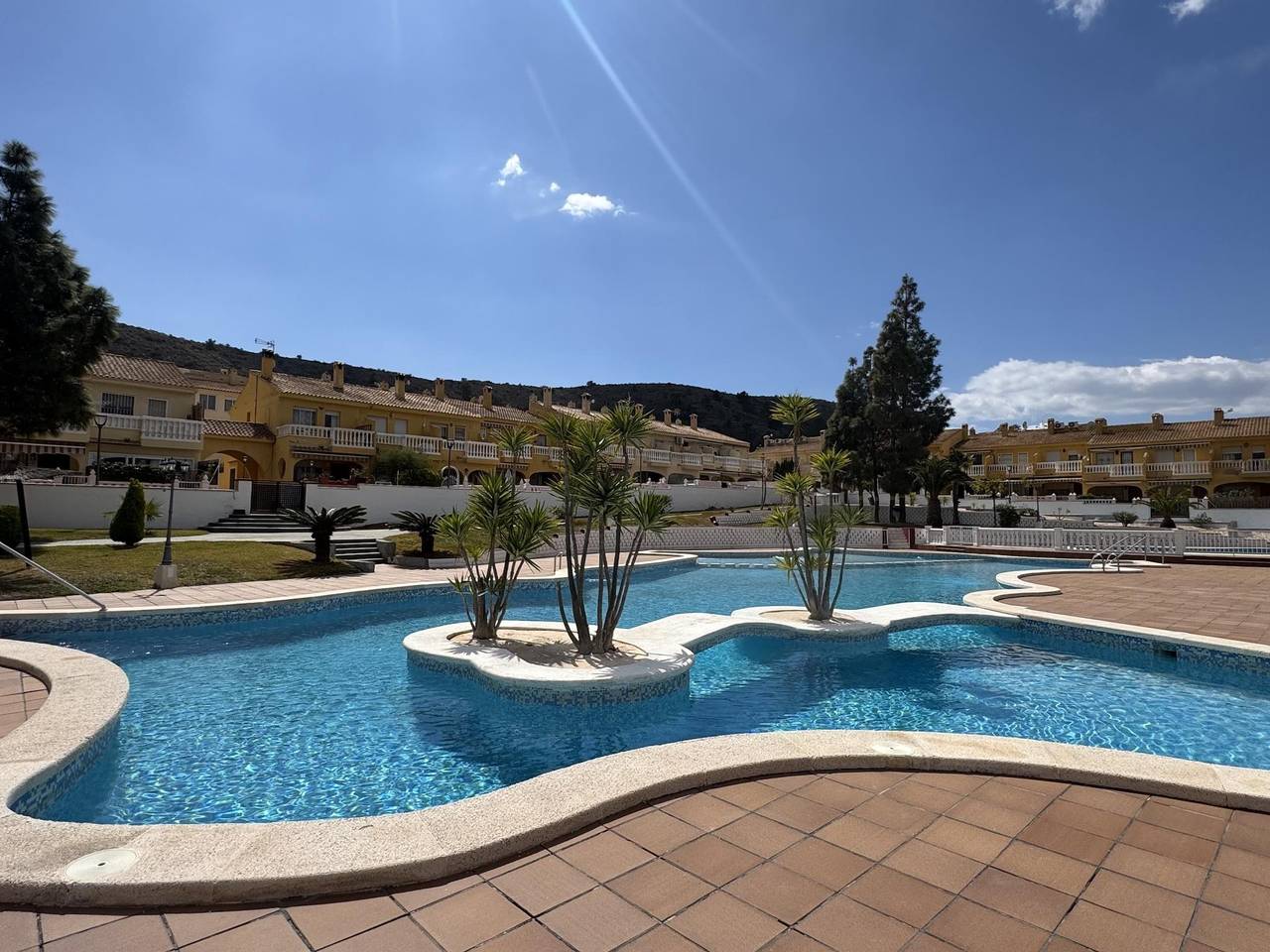 Bungalow moderne pour 4 dans une résidence privée avec piscine in El Campello, Costa Blanca