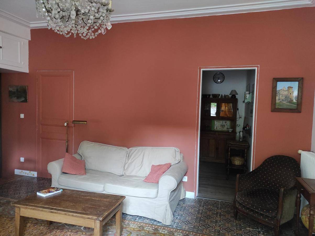 Appartement entier, One-Bedroom Apartment in Souppes-sur-Loing, Seine-et-Marne