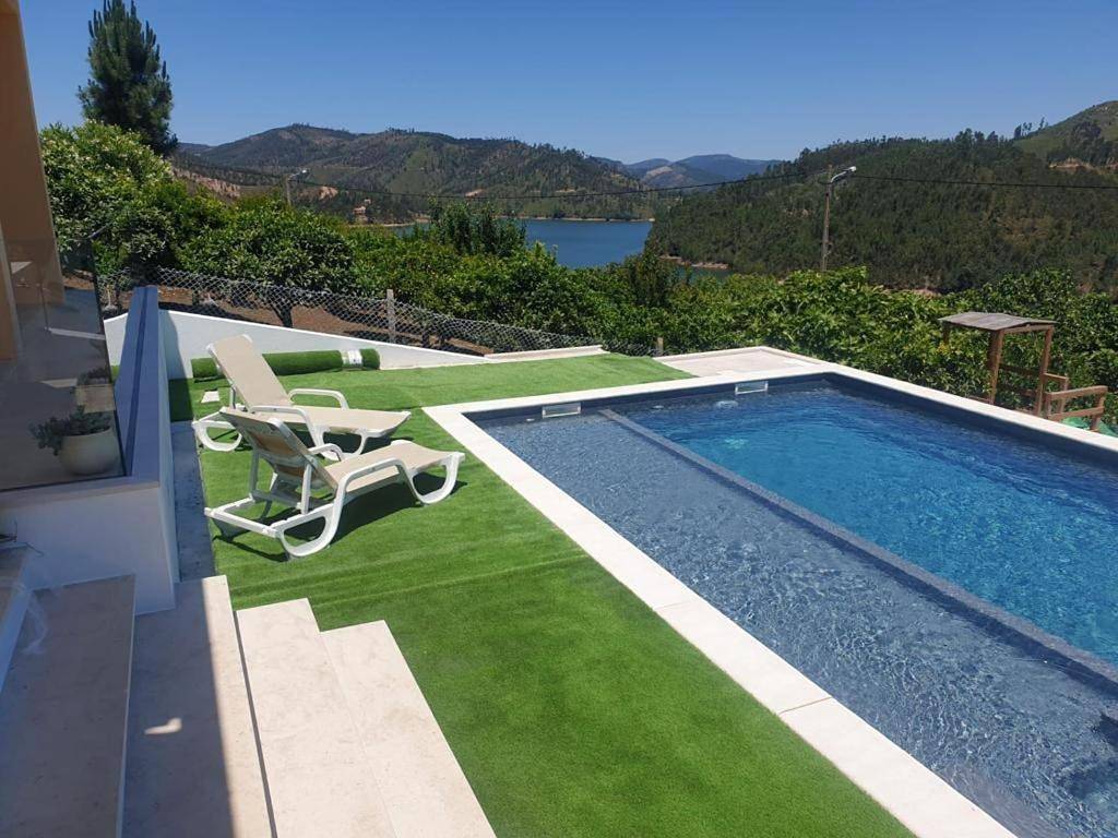 Three-Bedroom Townhouse in Distrito de Santarém