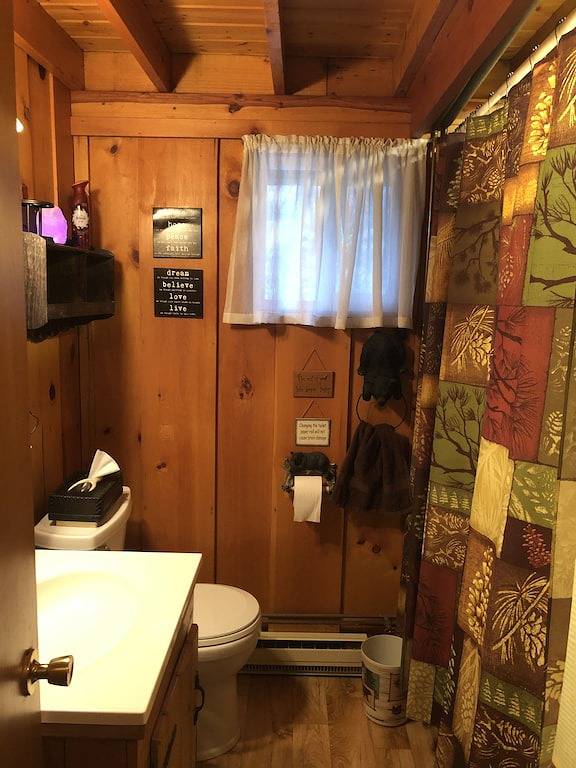 Black Bear Cosy Cabin Chalet, Lakeview, Kajaks zur Verfügung in Hickory Run State Park