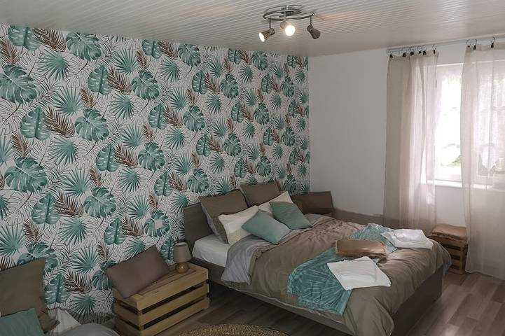 Location de vacances pour 12 personnes, avec piscine et jardin à Chamboulive - 3