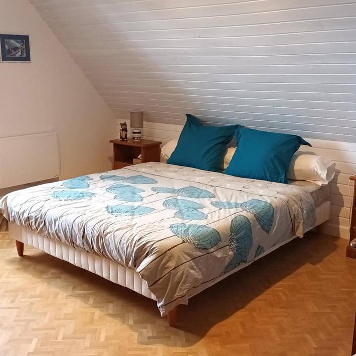 Location de vacances pour 8 personnes, avec jardin et vue, adapté aux familles dans Plage des Dunes (Penvénan) - 4