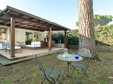 Location de vacances pour 5 personnes, avec terrasse et jardin, animaux acceptés à Castiglione della Pescaia