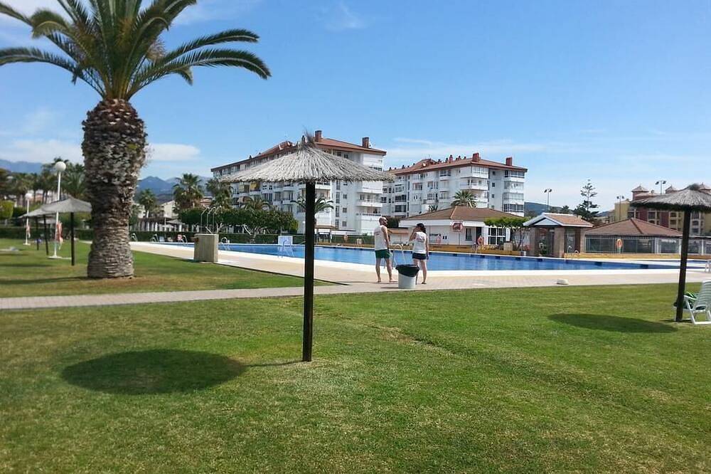 Entire apartment, !Top Location! Modern Apartment On The Beach With Beautiful Sea Views! in Torrox Costa, Torrox