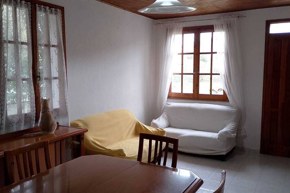 Villa indipendente con giardino in Sant'Anna Arresi, Carbonia-Iglesias Province