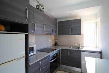 Apartamento De Férias para 4 Pessoas em Praia da Rocha, Portimão, Foto 1