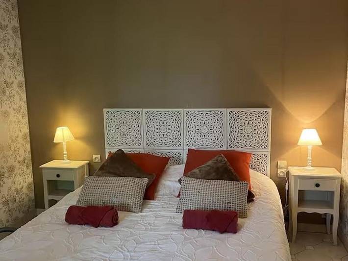 Location de vacances pour 6 personnes, avec jardin à Lhomme - 2