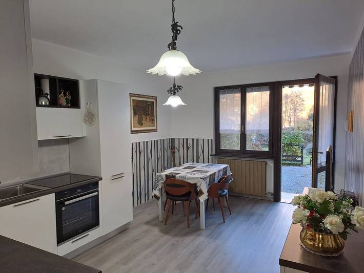 Gîte pour 4 personnes, avec jardin et piscine à Molina di Ledro - 2