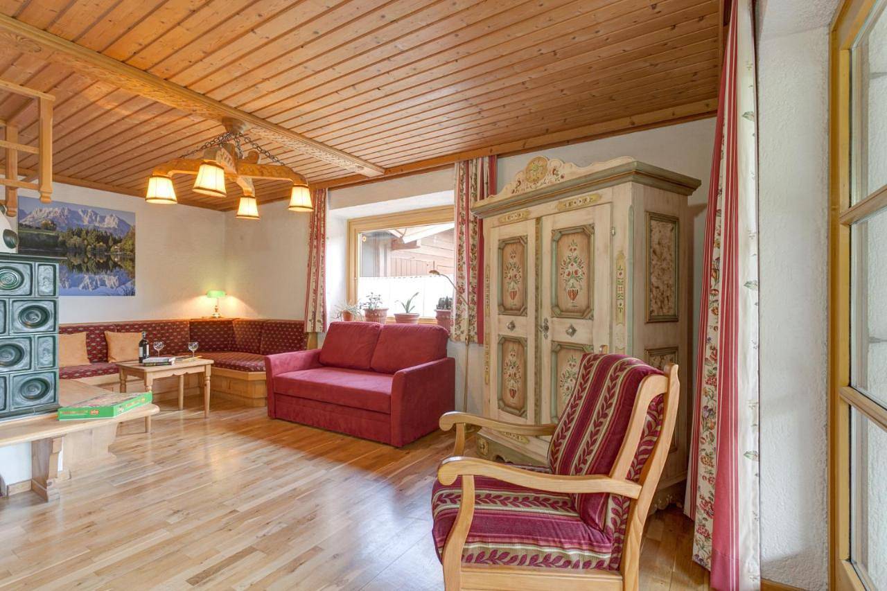 Geheel appartement, Gartenwohnung Mandl Garten Sauna Hot Pot Pool in Maishofen, Pinzgau