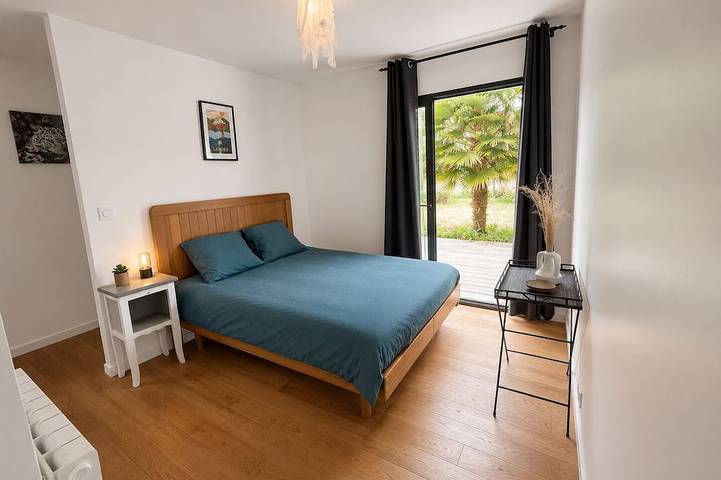 Location de vacances pour 6 personnes, avec terrasse et jardin à Lannilis - 2