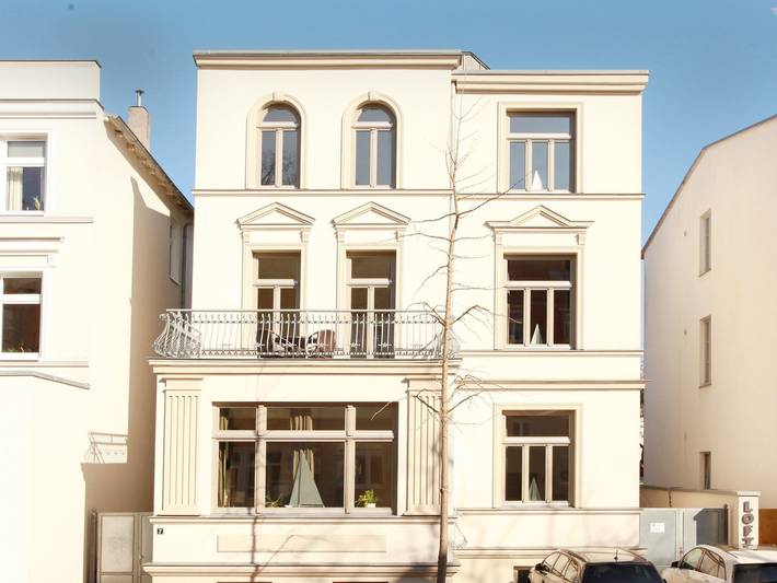 Ferienwohnung für 4 Personen, mit Whirlpool und Terrasse in Warnemünde