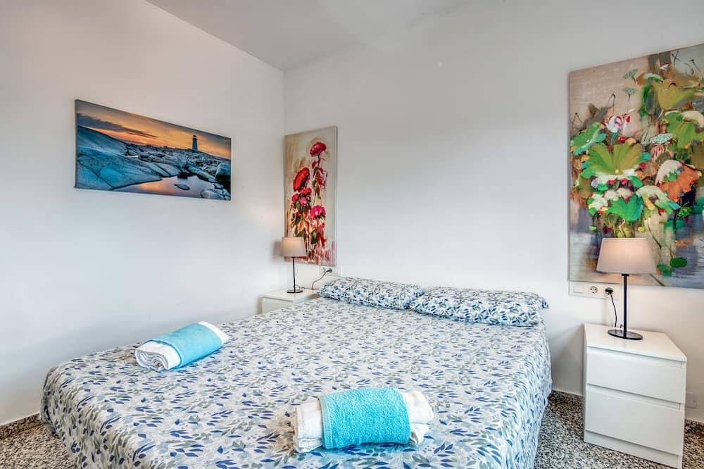 Entire apartment, Apartment 'Voramar' with Sea View, Private Terrace and Wi-Fi in Bellreguard, Costa de Valencia
