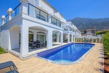 Location de vacances pour 8 personnes, avec balcon et jardin à Fethiye (Muğla)