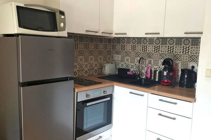 Ganzes Studio, Studio für 4 Personen mit Balkon in Sanary-sur-Mer, Mittelmeerküste (Frankreich)