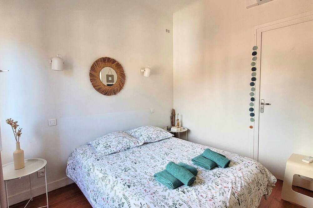 Entire apartment, Apartment for 4 in Hossegor town center in Lake Hossegor, Hossegor