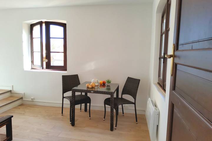 Ferienwohnung für 2 Personen, mit Balkon in Frejus - 4