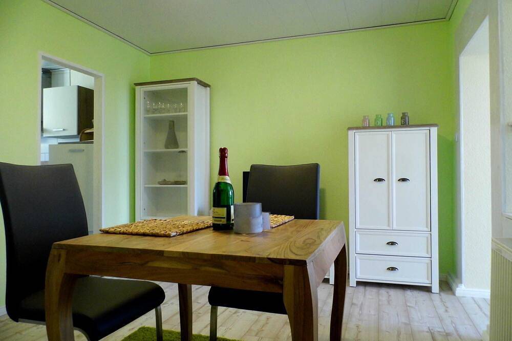 Ganze Wohnung, Fischreiher - Ferienwohnung am Nepperminer See in Benz, Usedom