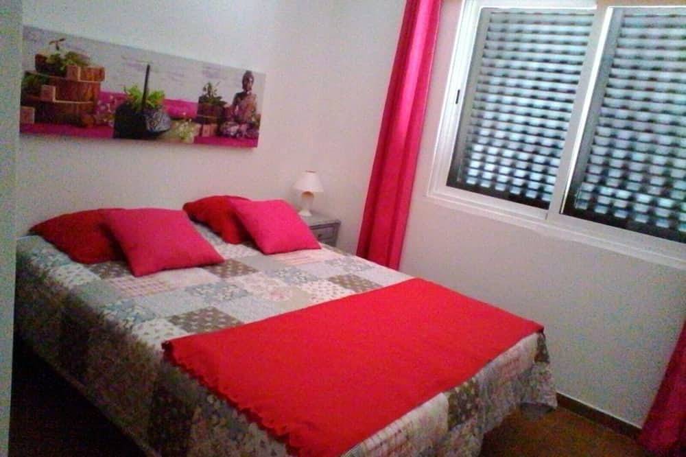 Hübsche Villa Für 8 Personen Mit Picine Und Privatem Garten 3Km Strände in Moncarapacho, Parque Natural da Ria Formosa