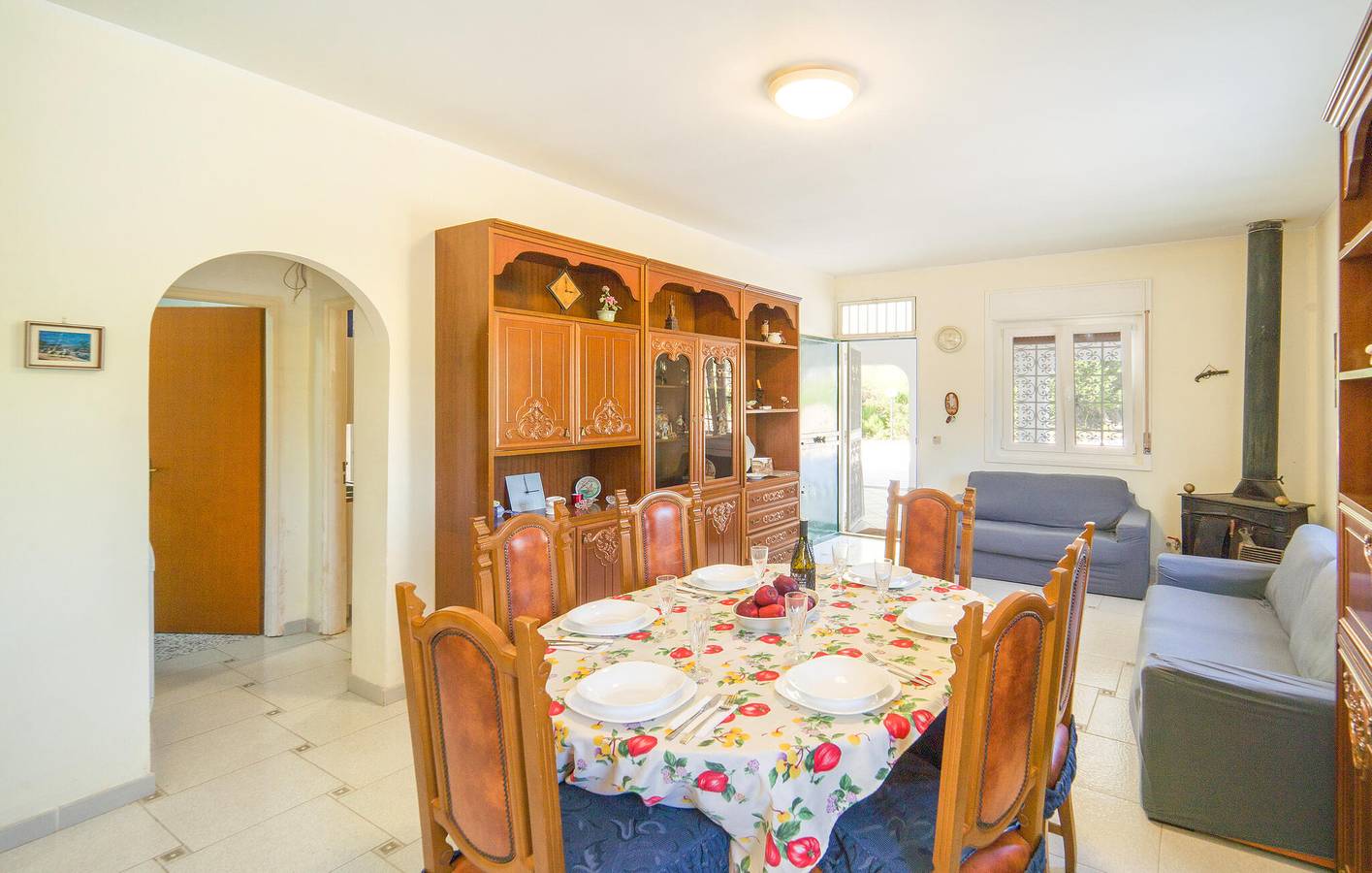 170 Quadratmeter. Vermietung mit Parkplatz, Pool, Terrasse & Küche in Monreale, Palermo Provinz