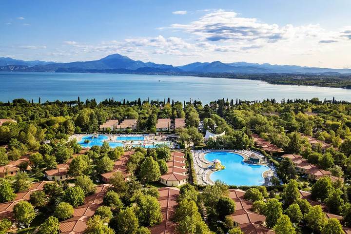 Camping pour 6 personnes, avec piscine et terrasse à Peschiera del Garda - 2