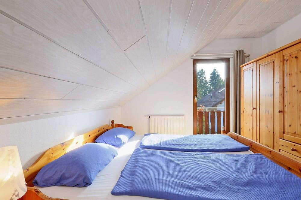 Ferienhaus bei Diane (eigene Sauna, Wlan, See, Wald, Wellness) in Kirchheim, Knüllgebirge