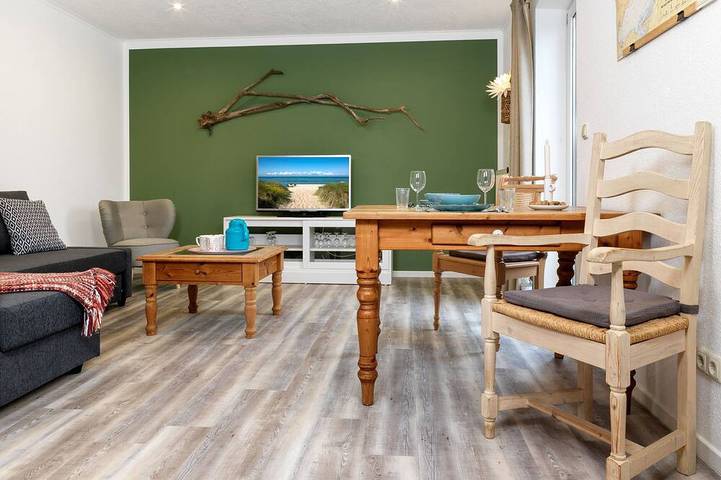 Ferienwohnung für 3 Personen, mit Terrasse und Garten