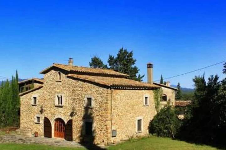 Casa rural para 11 personas, con jardín en Pla de l'Estany