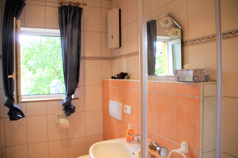 Ganze Wohnung, Ferienwohnung Weingut Strub in Engelstadt, Landkreis Mainz-Bingen