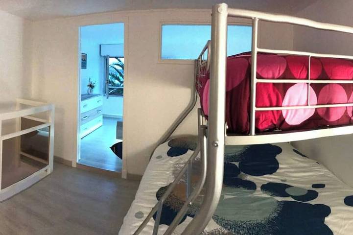 Gîte pour 5 personnes, avec terrasse et jardin dans Plage de la côte des Basques - 4