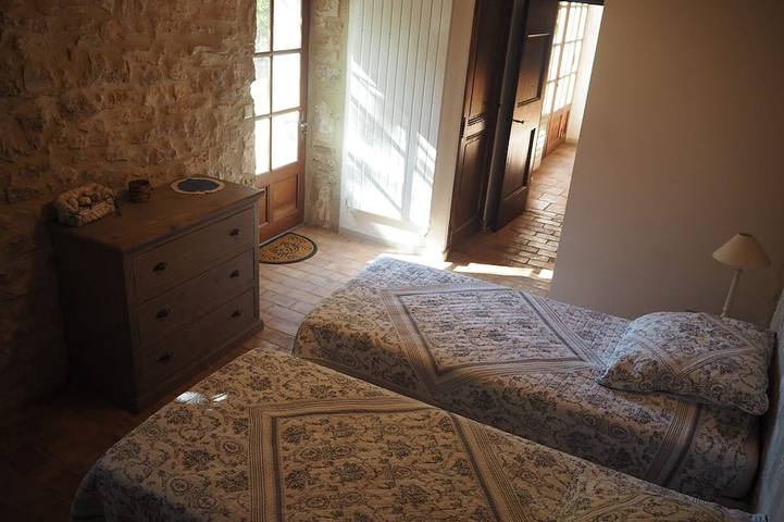 Location de vacances pour 8 personnes, avec jardin et terrasse à Reillanne - 2