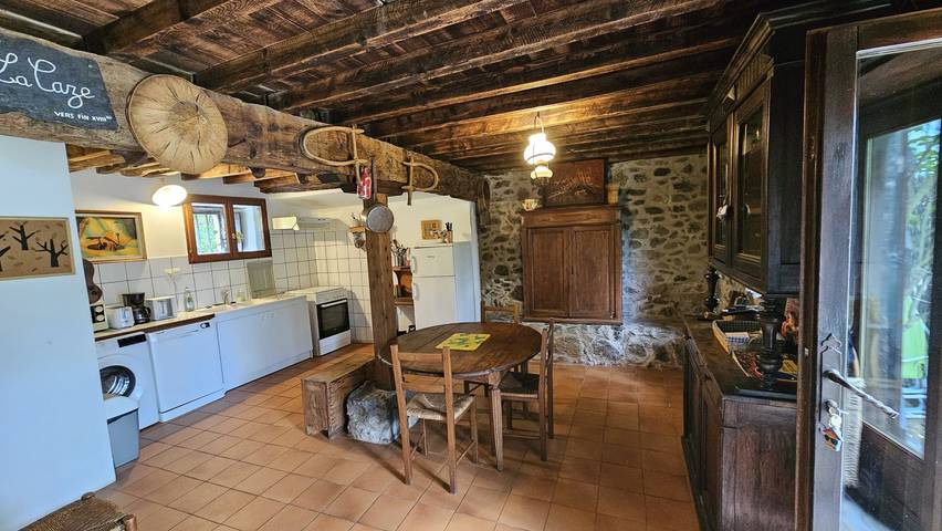 Gîte pour 5 personnes, avec terrasse et jardin, animaux acceptés à Mercus-Garrabet - 4