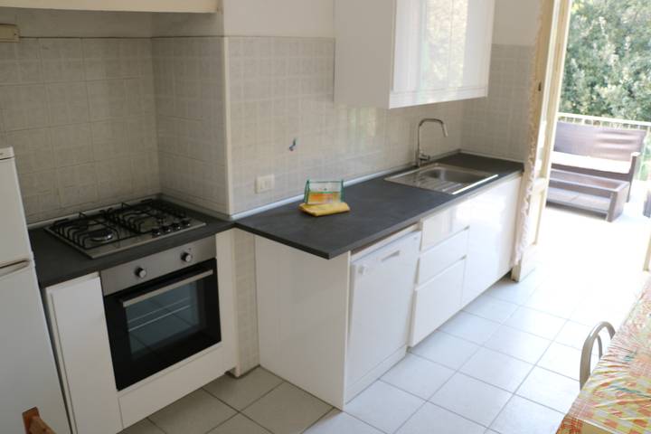 Gîte pour 6 personnes, avec terrasse, adapté aux familles dans Marina di Pietrasanta - 4