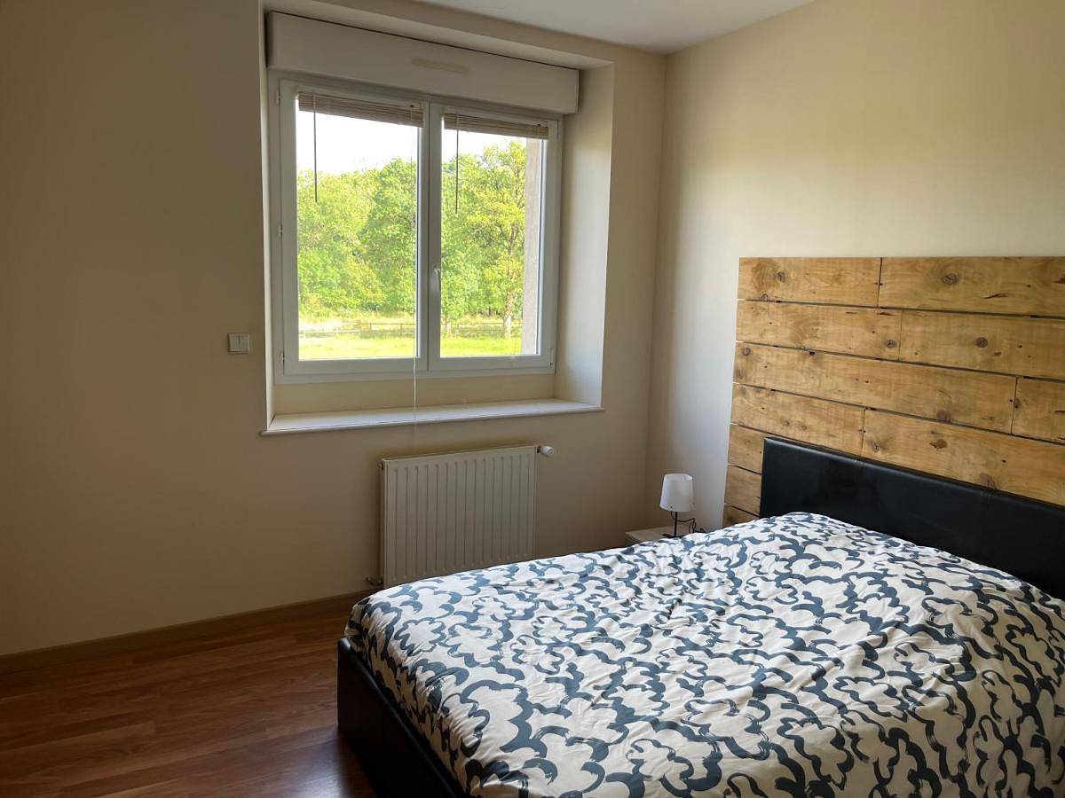 Appartement entier, Apartment in Le Longeron, Région de Cholet