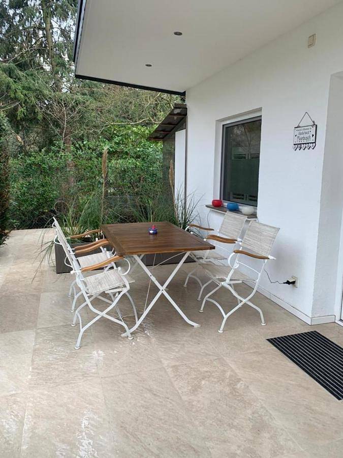 Ferienhaus für 2 Personen, mit Terrasse und Garten sowie Ausblick in Meerbusch
