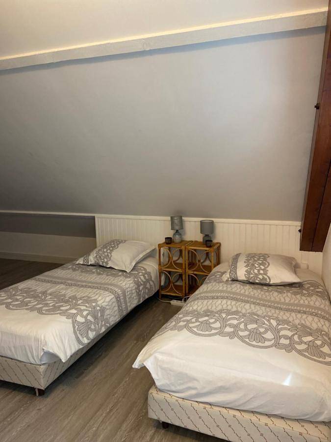 Appartement entier, One-Bedroom Apartment in Vendôme, Vallée de la Loire