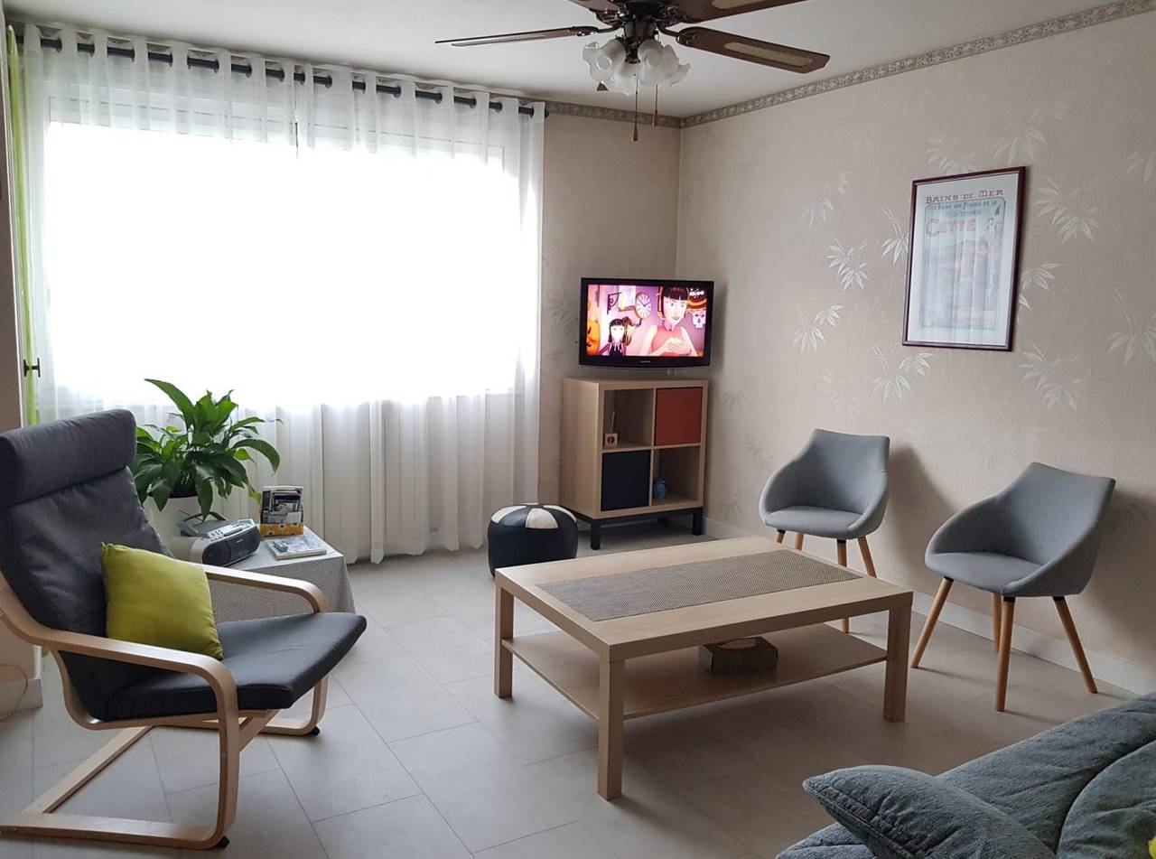 Appartement entier, Gîte 70 m², 2 chambres, 6 pers. in Sète, Côte d'Améthyste