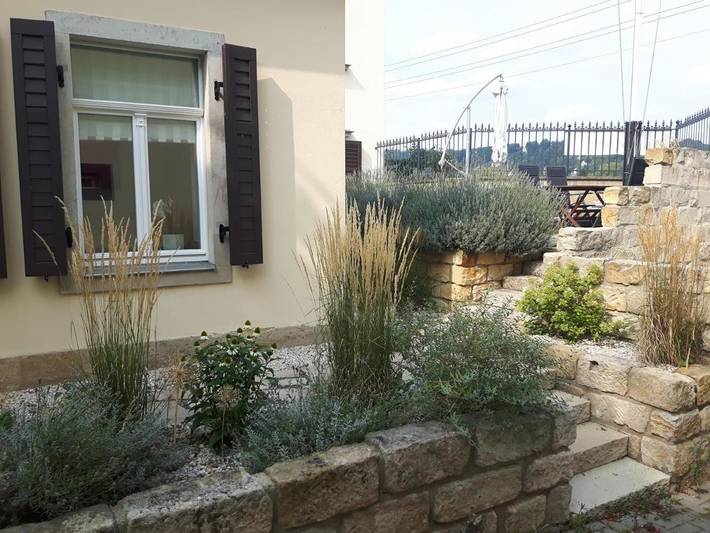 Ferienwohnung für 4 Personen, mit Balkon und Terrasse sowie Garten und Ausblick in Dresden - 2