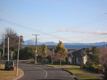 Holiday Home for 10 People in Taupo, Taupo District, Photo 3