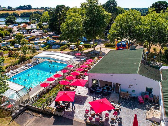 Camping pour 4 personnes, avec Terrasse dans le Golfe du Morbihan