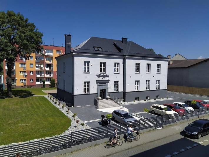 Hotel dla 6 osób, z Ogród i Widok w Oświęcim